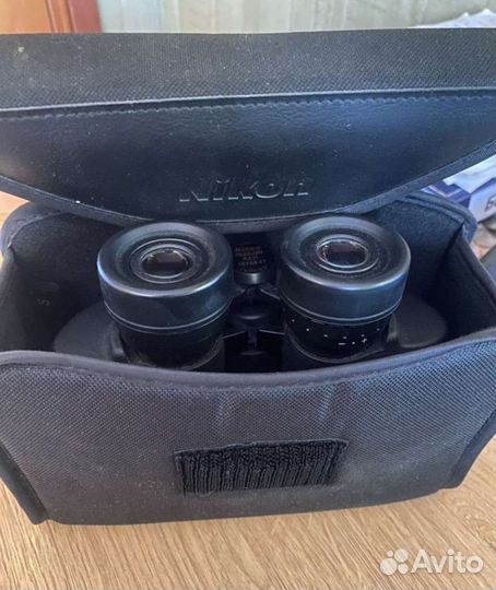 Бинокль Nikon aculon a211