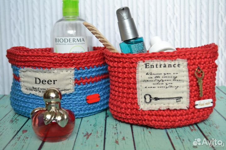 Корзина вязанная для хранения косметики и мелочей