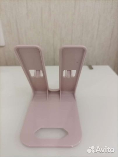Подставка для телефона из пластика