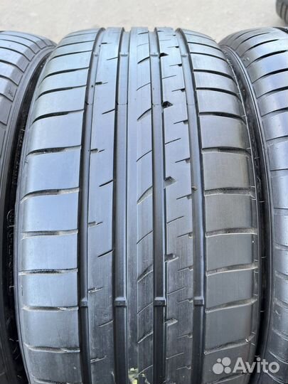 Goodyear Eagle F1 Asymmetric 2 255/35 R19 и 225/40 R19