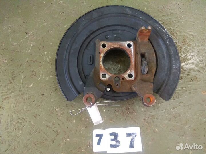 Кулак заднего моста