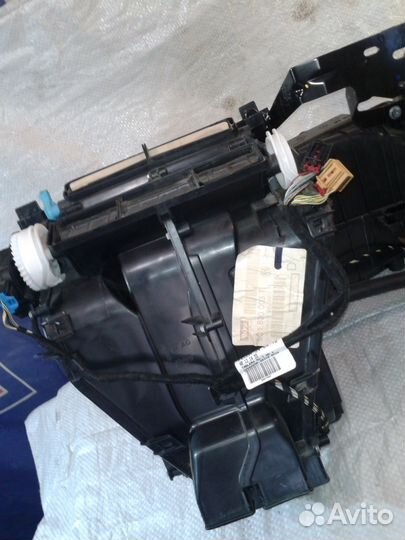 Климат-контроль Volkswagen Jetta 6