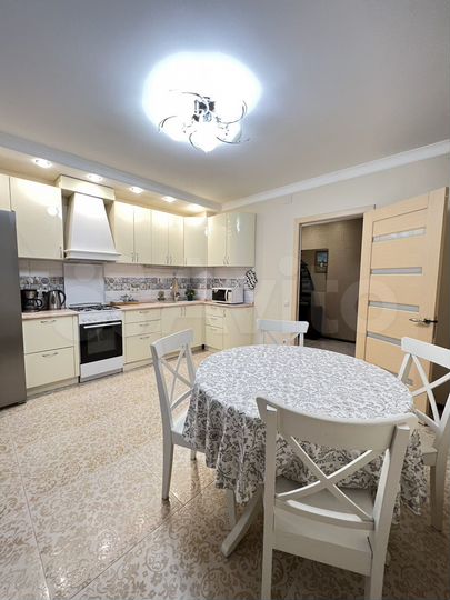 3-к. квартира, 120 м², 5/9 эт.