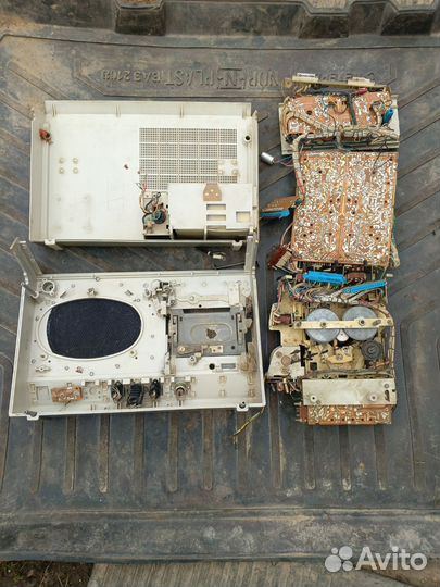 Магнитофон Парус 213, запчасти