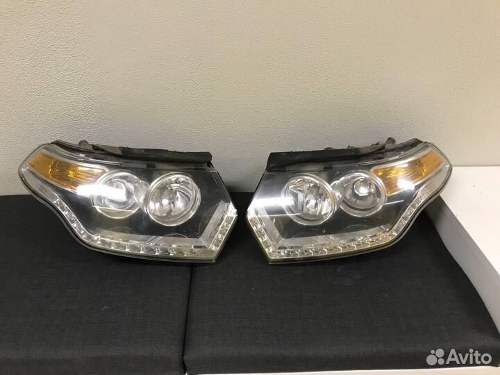 Передние фары УАЗ Патриот