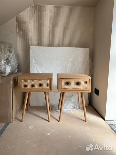 Прикроватные тумбы с ротангом
