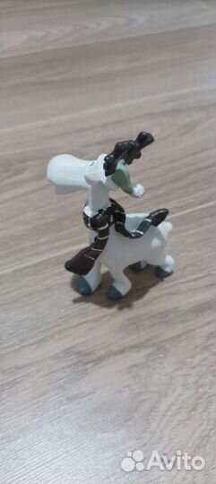 Фигурка оленя