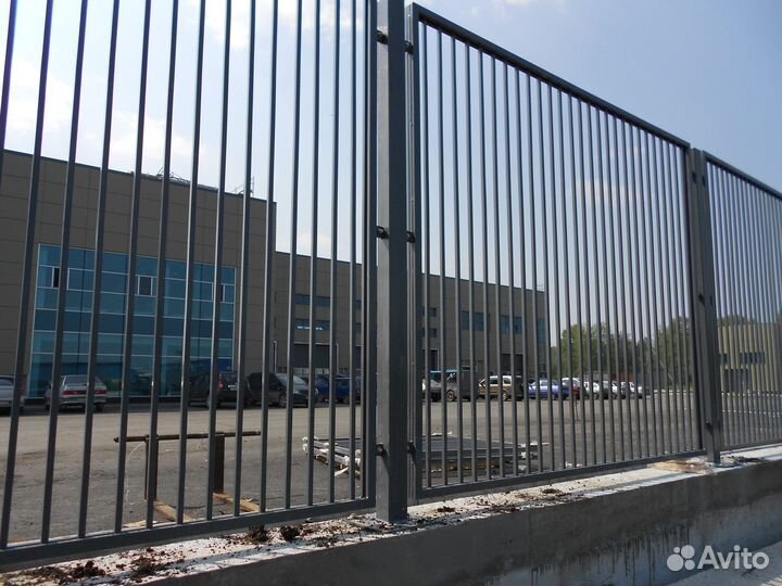 Забор сварной из профтрубы 3*2 м