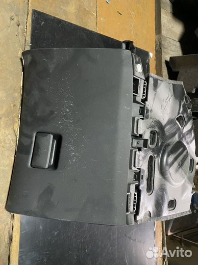 Бардачок opel astra j