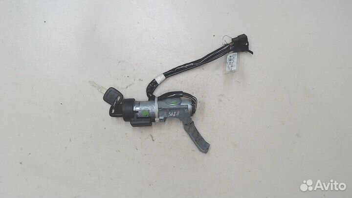 Замок зажигания Subaru Legacy (B11), 1997