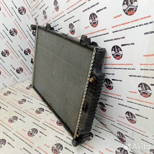 Радиатор основной Mercedes E-Class W210 M111.942