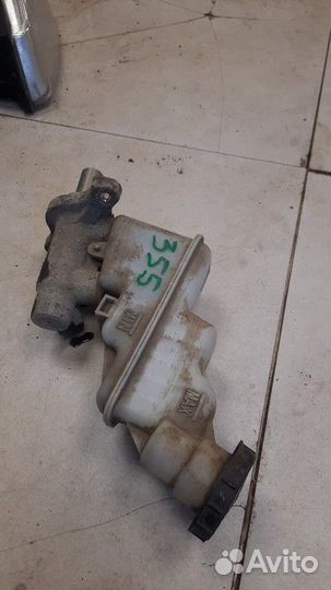 Главный тормозной цилиндр Hyundai Solaris