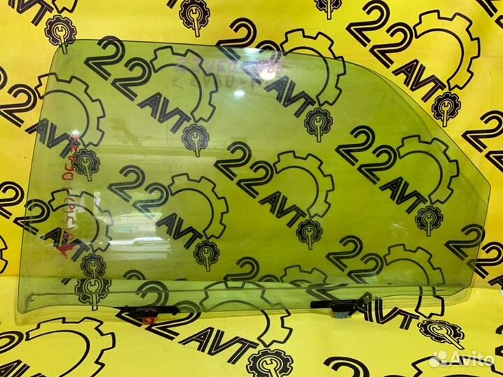 Стекло заднее левое Toyota Vista ZZV50 1ZZ-FE