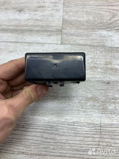 Блок управления зеркалами Kia Sorento кроссовер