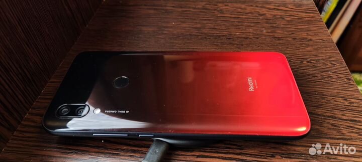 Xiaomi Redmi 7, 4/64 ГБ