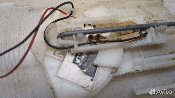 Датчик уровня топлива Nissan Primastar, 2004