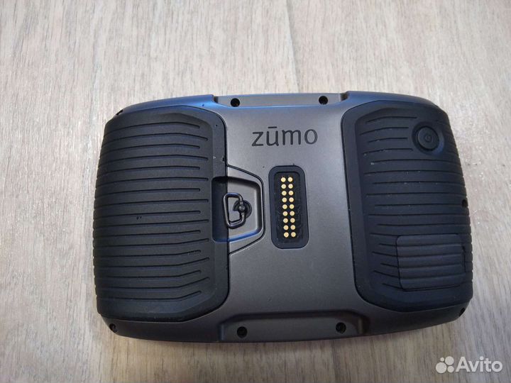 Мотонавигатор Garmin Zumo 590 LM