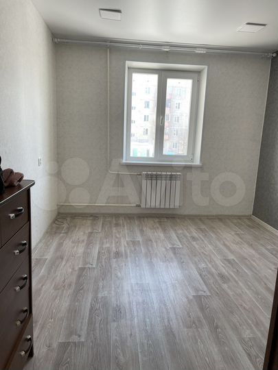 2-к. квартира, 52 м², 2/5 эт.