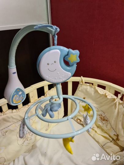 Детский мобиль в кроватку