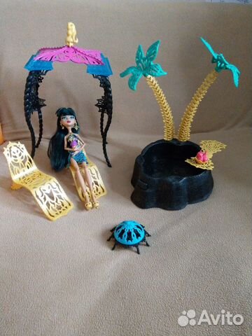 Монстр Хай Джакузи с Клео