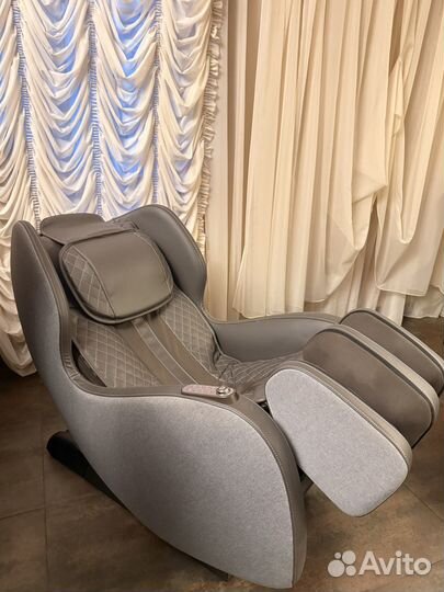 Масажное кресло Bork D633