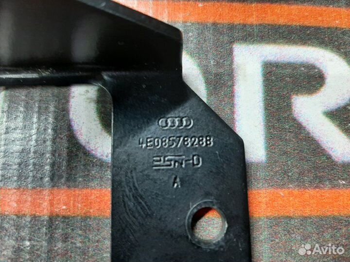 Направляющая ремня безопасности Audi A8 4E/D3 BVJ