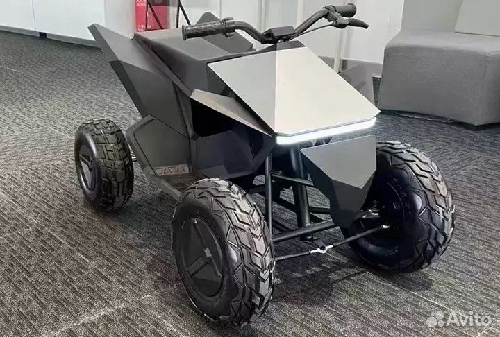 Квадроцикл Tesla Cyberquad