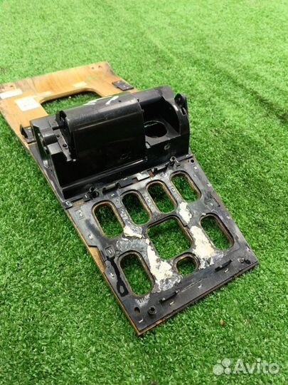 Накладка консоли передней панели Mercedes-Benz