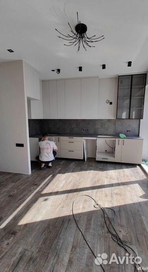 Кухня с витражами на заказ