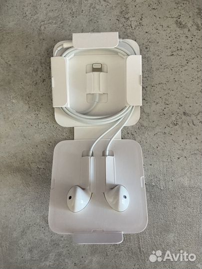 Наушники apple earpods