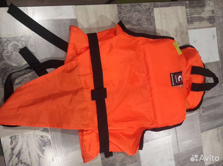 Спасательный жилет для детей