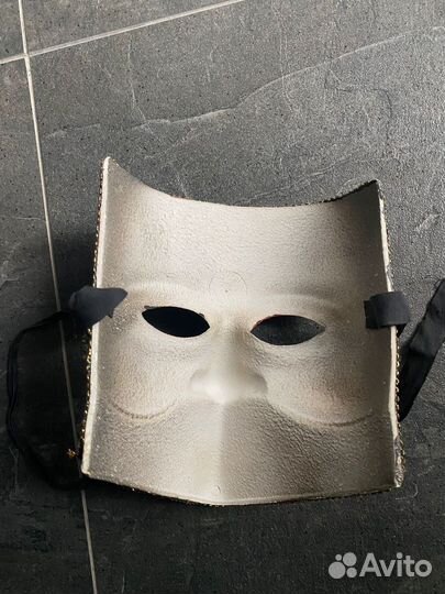 Венецианская маска