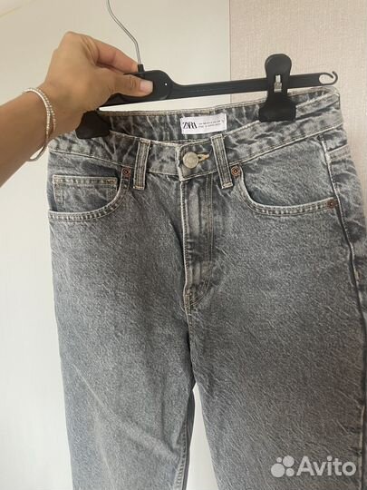 Джинсы zara mom