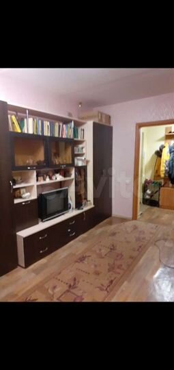 4-к. квартира, 58 м², 1/3 эт.