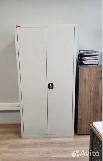 Шкаф офисный