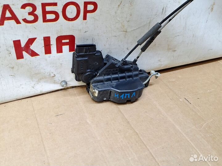Замок передний левый Hyundai H1