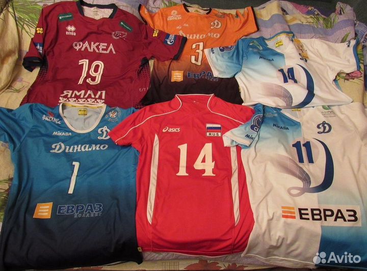 Волейбольная форма суперлиги России и сборной