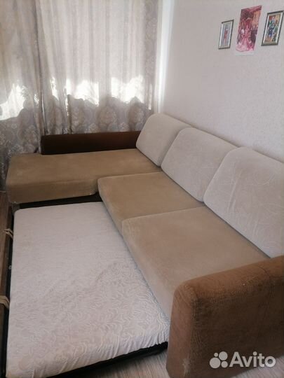 Продаю угловой диван