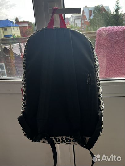 Рюкзак для девочки новый