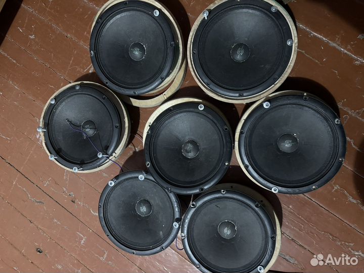 Акустическая система для автомобиля