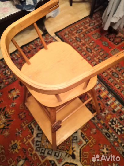 Столик для кормления