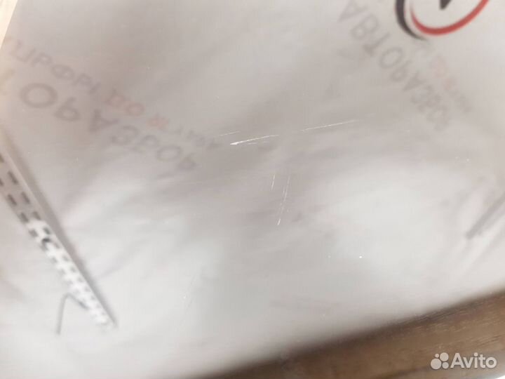 Стекло двери задней левой toyota