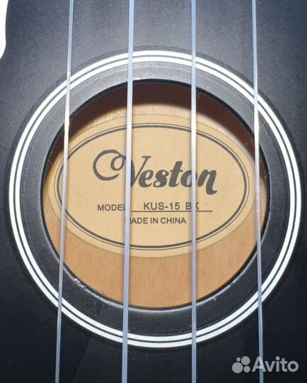 Укулеле veston