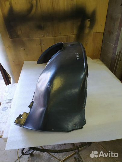 Подкрылок BMW E39