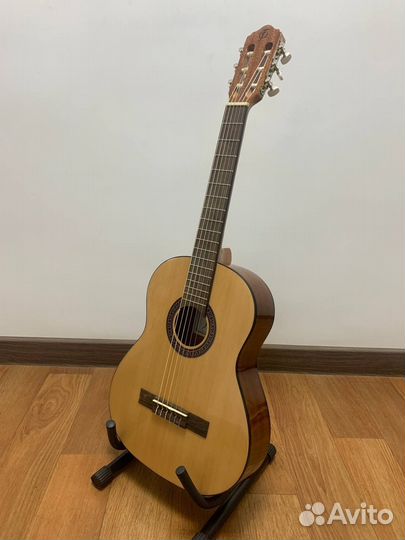 Новая Гитара классическая flight C-120 NA 1/2
