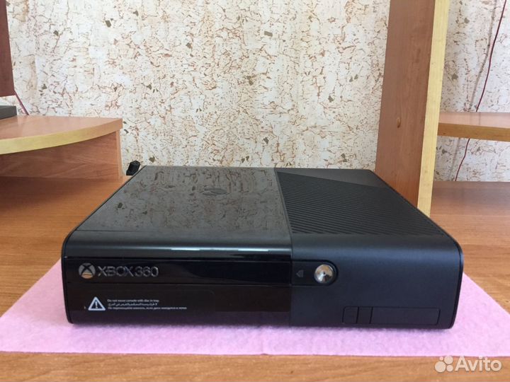 Xbox 360 slim E/500GB/В хорошем состоянии