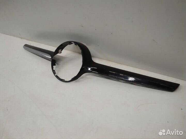 Накладка решетки радиатора Mercedes-Benz Cla W117