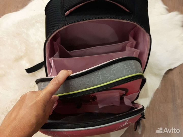 Рюкзак школьный 1-4 класс hummingbird