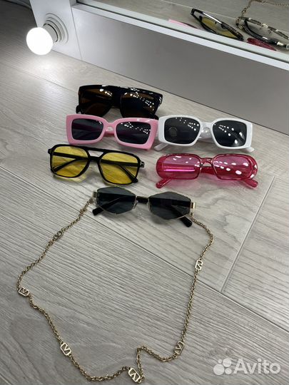 Солнечные очки женские