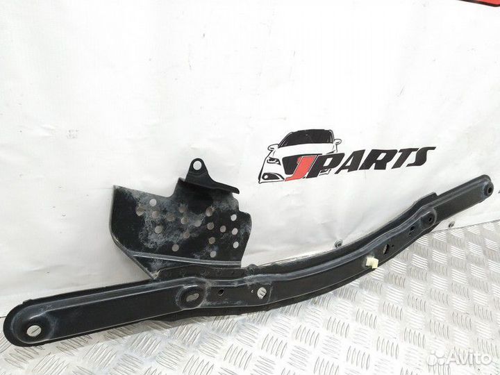 Балка передняя поперечная Mazda 3 BL (2008—2011)